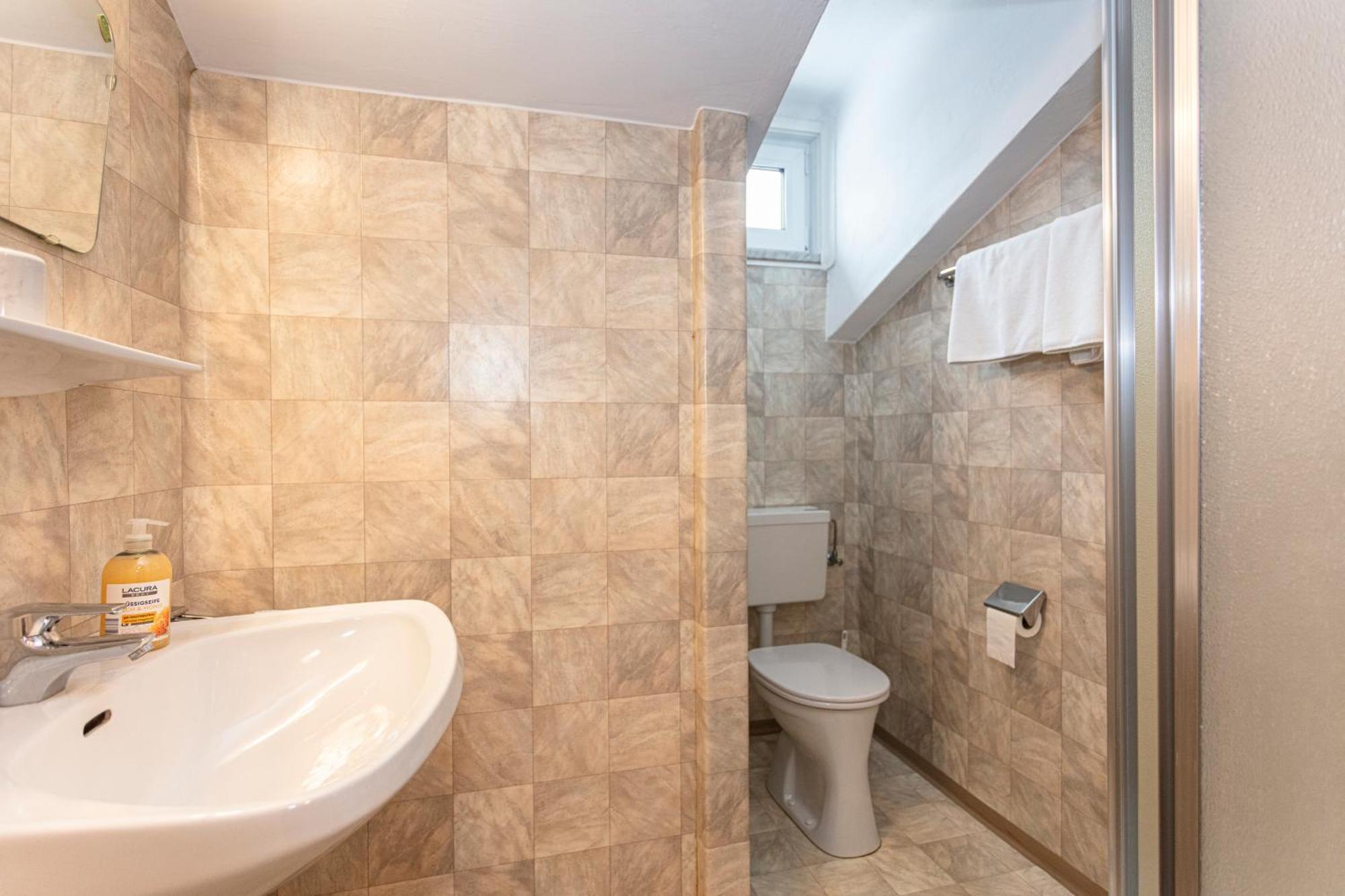Ferienhaus Alpenrose Bruck an der Grossglocknerstrasse Ngoại thất bức ảnh